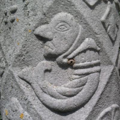 Croix en grès - Hameau de Maintru - XVI° siècle (Détail)