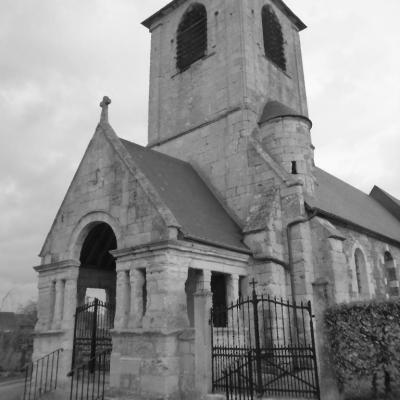Eglise et son porche - Epinay-sur-duclair 